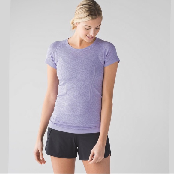 Lulu ‘Swiftly Tech SS Crew’ in Heathered Lilac - Picture 5 of 10